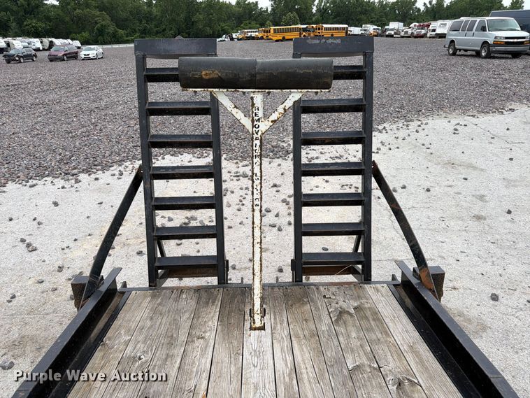 image for item YA3294 2016 Sure-Trac ST7225ITPL5 B-200 equipment trailer