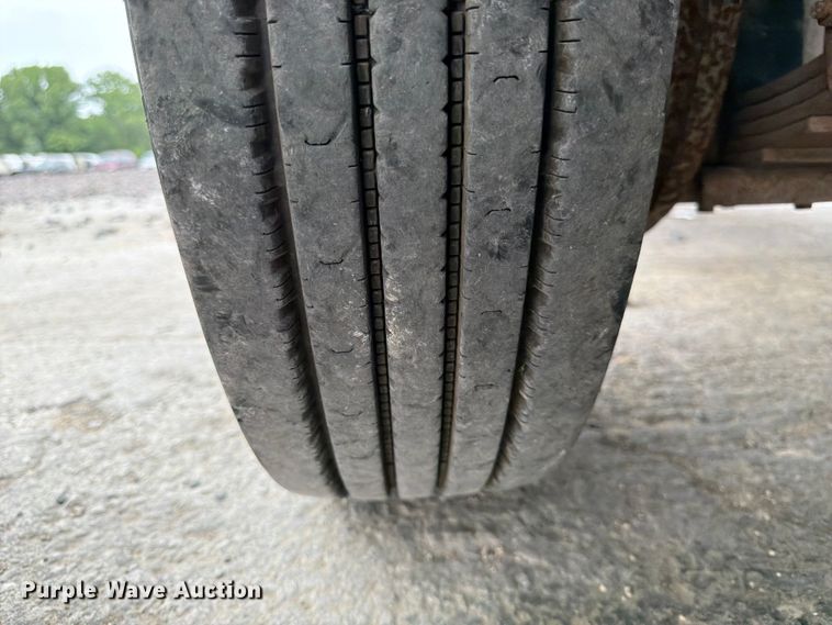 image for item YA3294 2016 Sure-Trac ST7225ITPL5 B-200 equipment trailer