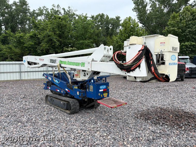 image for item YA3295 2016 SkyLift MA61TD tracked boom lift