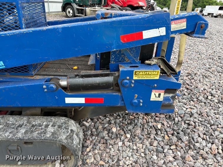 image for item YA3295 2016 SkyLift MA61TD tracked boom lift