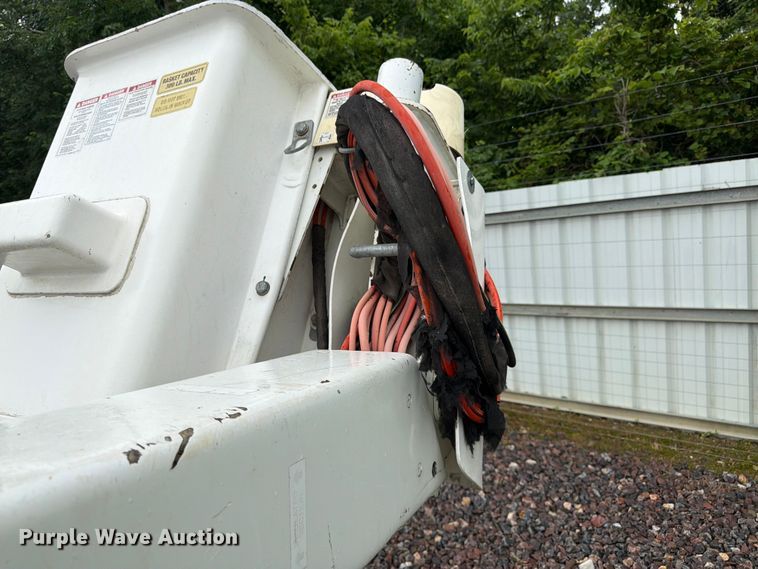image for item YA3295 2016 SkyLift MA61TD tracked boom lift