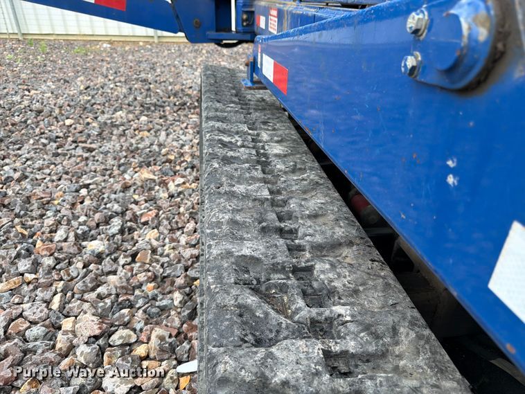 image for item YA3295 2016 SkyLift MA61TD tracked boom lift