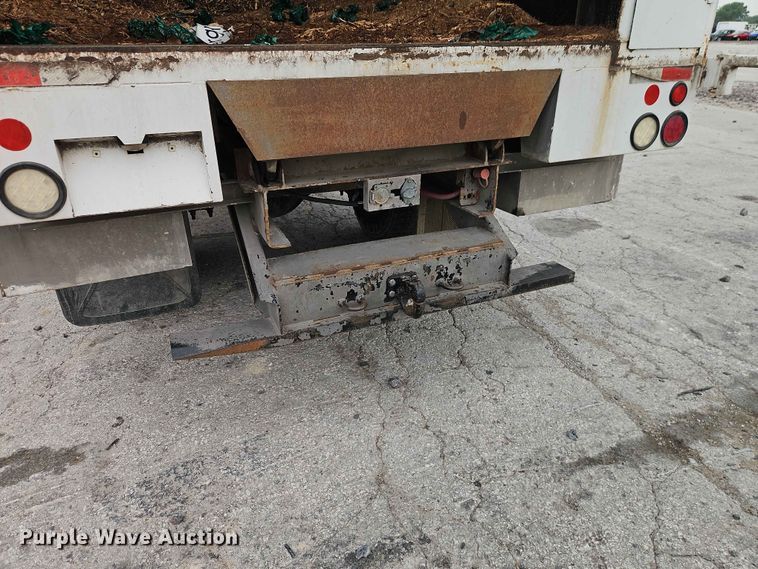 image for item YA3299 2015 Ford F750 Super Duty chipper truck