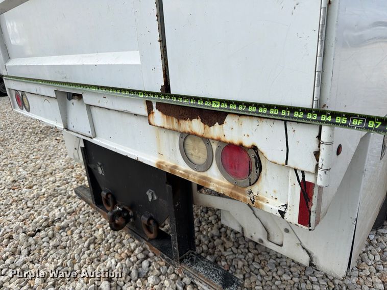 image for item YA3312 2013 Ford F650 Super Duty chipper truck