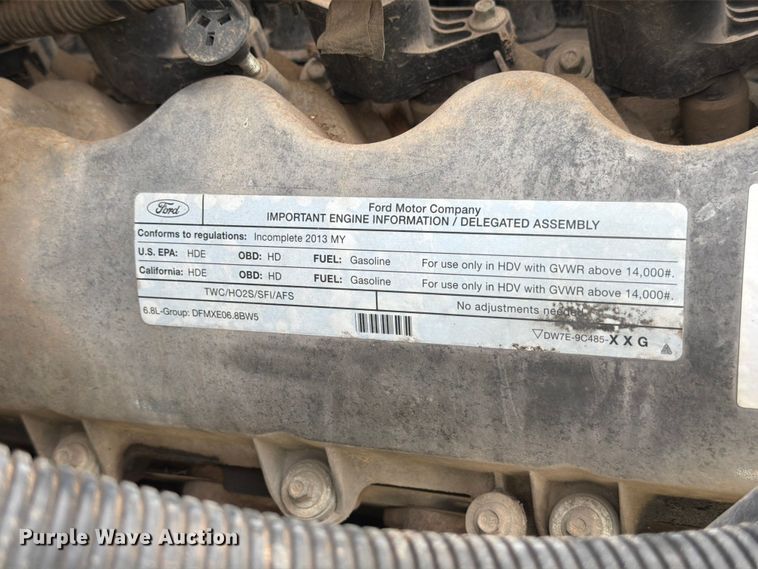 image for item YA3312 2013 Ford F650 Super Duty chipper truck