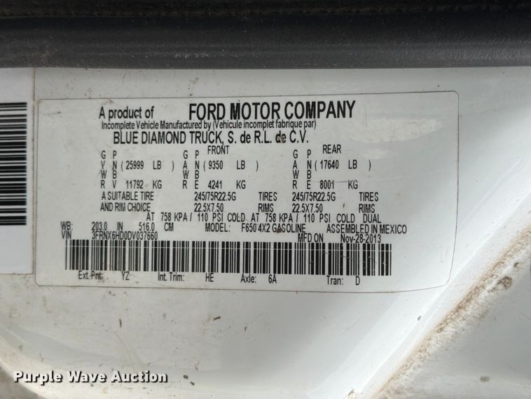 image for item YA3312 2013 Ford F650 Super Duty chipper truck