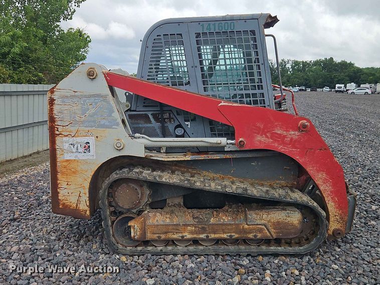 image for item YA3402 2016 Takeuchi TL12 tracked skid steer loader