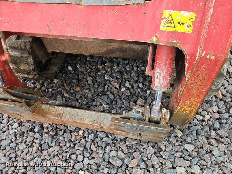 image for item YA3402 2016 Takeuchi TL12 tracked skid steer loader