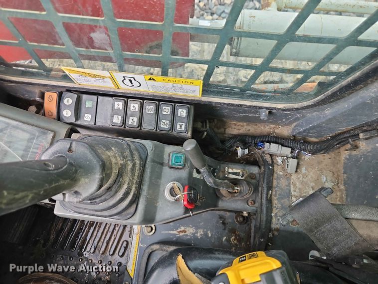 image for item YA3402 2016 Takeuchi TL12 tracked skid steer loader