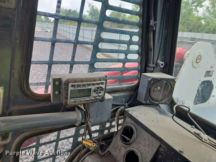 image for item YA3402 2016 Takeuchi TL12 tracked skid steer loader