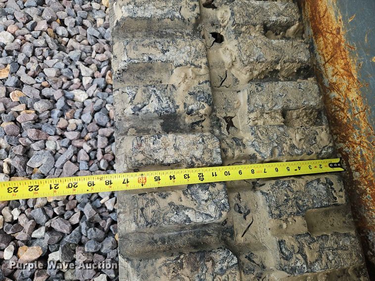 image for item YA3402 2016 Takeuchi TL12 tracked skid steer loader