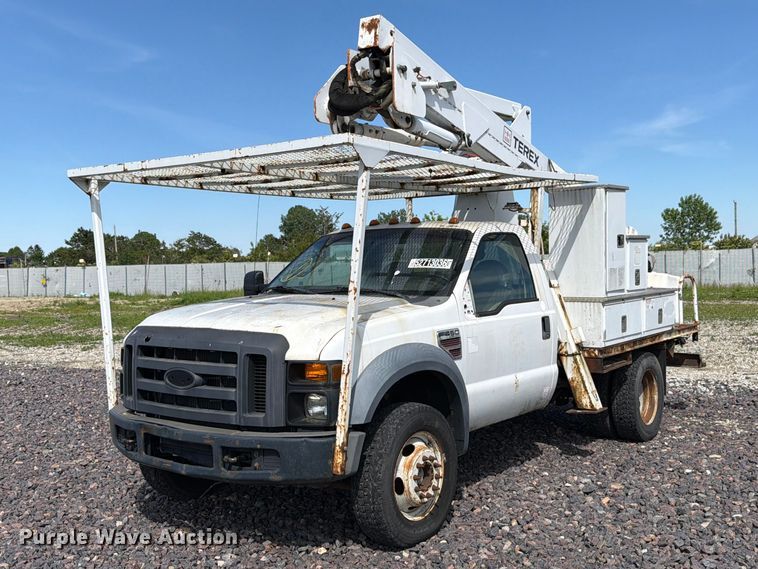 2008 Ford F450 Super Duty Utility / Service Truck VIN: 1FDXF47R28ED00299 Lot: 999394945