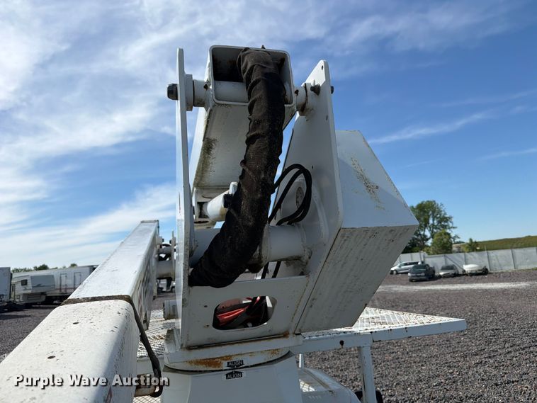 image for item YA3460 2008 Ford F450 Super Duty utility / service truck