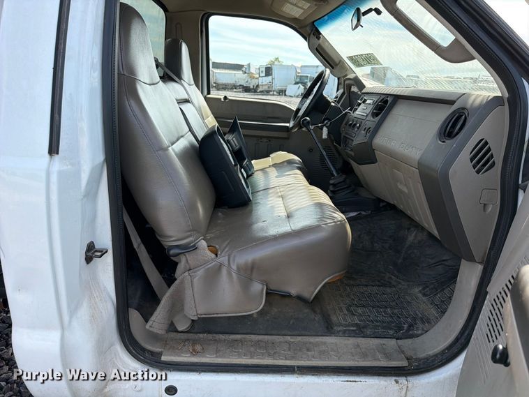 image for item YA3460 2008 Ford F450 Super Duty utility / service truck