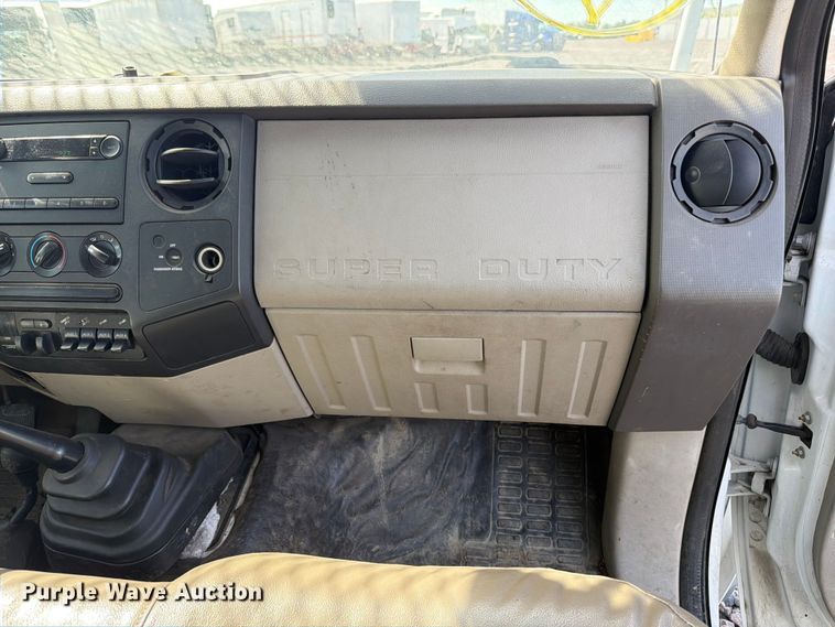 image for item YA3460 2008 Ford F450 Super Duty utility / service truck