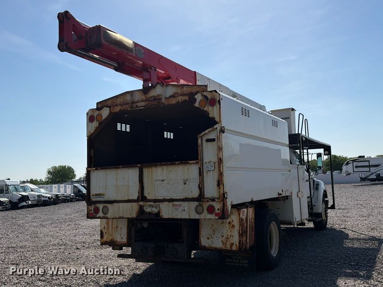 image for item YA3521 2015 Ford F750 Super Duty forestry bucket truck