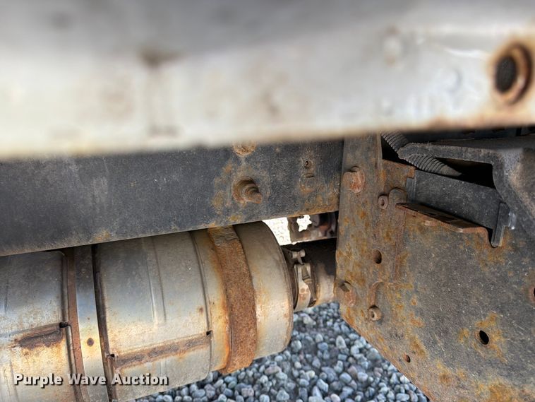 image for item YA3521 2015 Ford F750 Super Duty forestry bucket truck