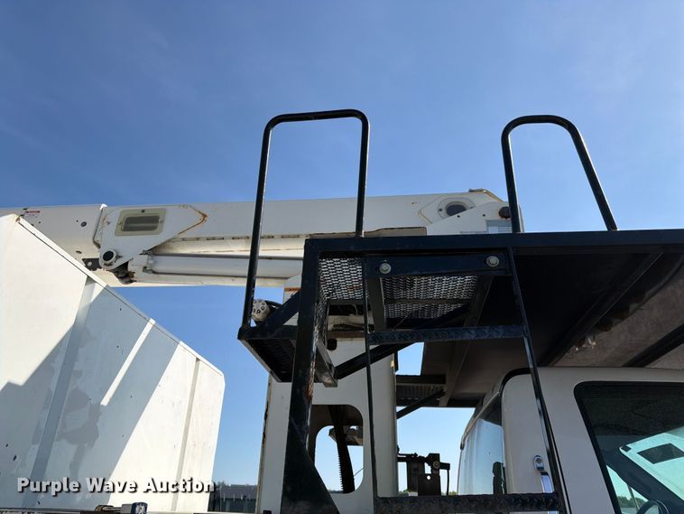 image for item YA3521 2015 Ford F750 Super Duty forestry bucket truck