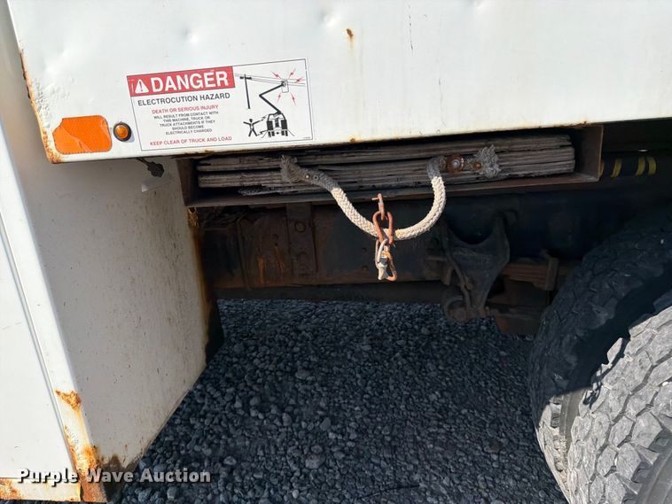 image for item YA3521 2015 Ford F750 Super Duty forestry bucket truck