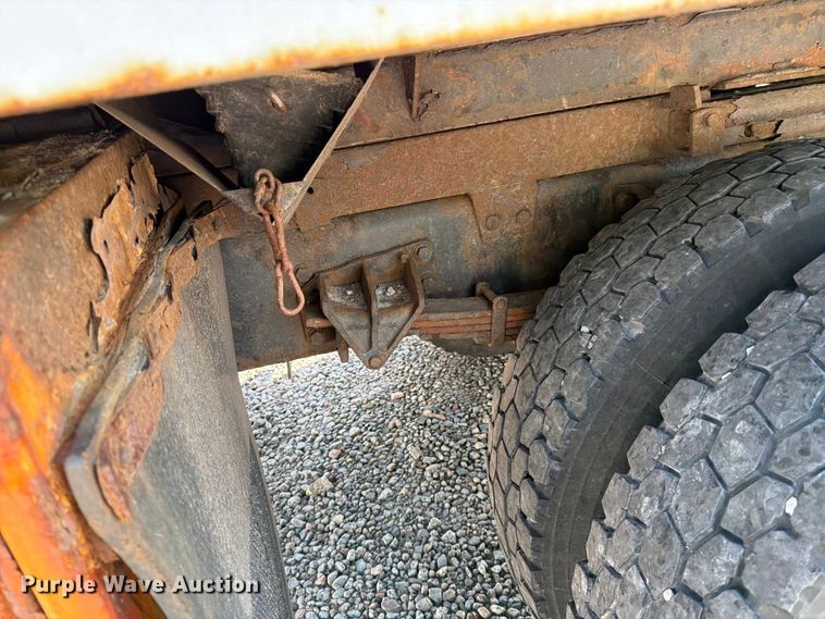 image for item YA3521 2015 Ford F750 Super Duty forestry bucket truck