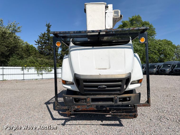 image for item YA3521 2015 Ford F750 Super Duty forestry bucket truck