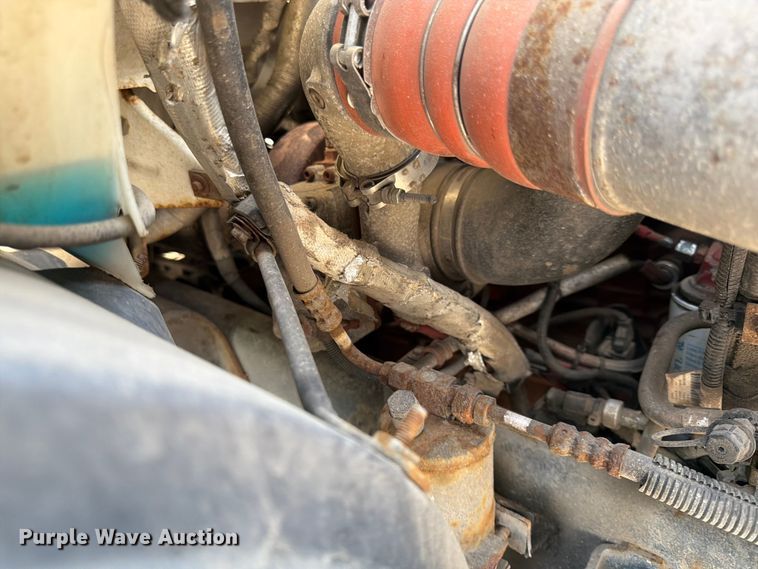 image for item YA3521 2015 Ford F750 Super Duty forestry bucket truck