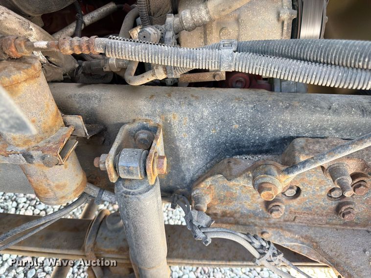 image for item YA3521 2015 Ford F750 Super Duty forestry bucket truck