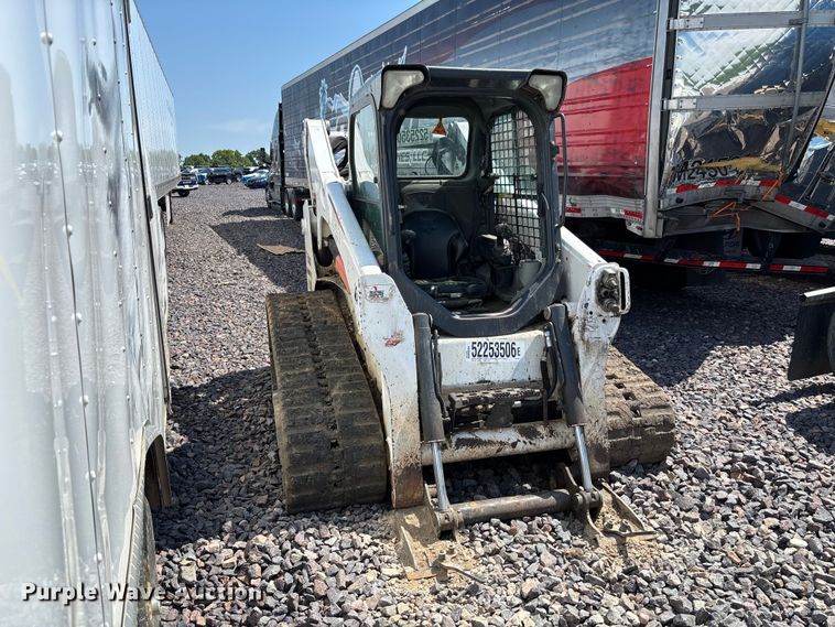 image for item YA3541 2016 Bobcat T750 tracked skid steer loader