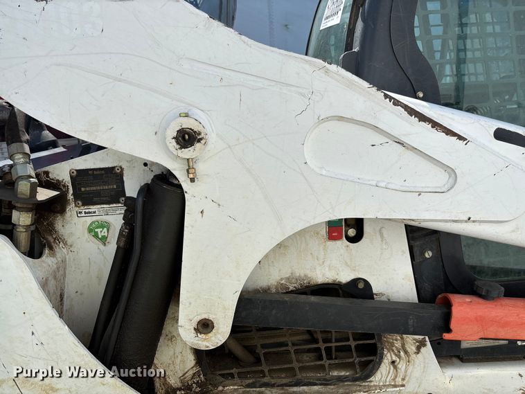image for item YA3541 2016 Bobcat T750 tracked skid steer loader