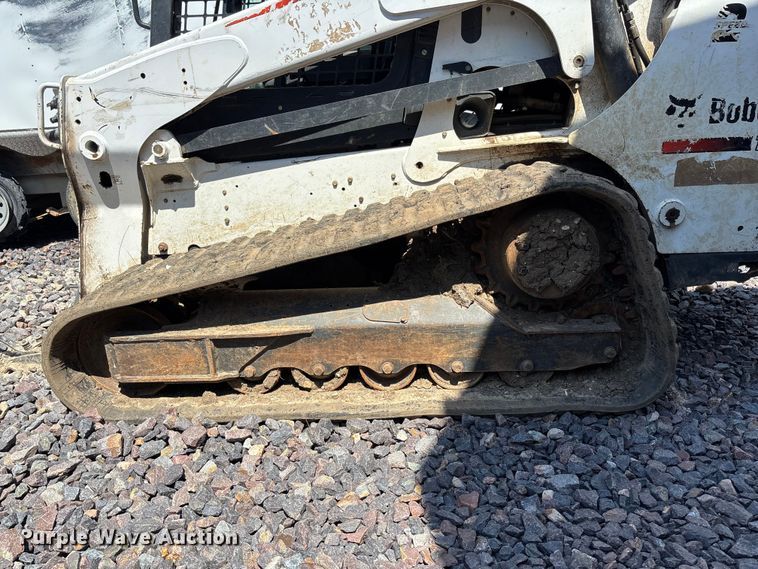 image for item YA3541 2016 Bobcat T750 tracked skid steer loader