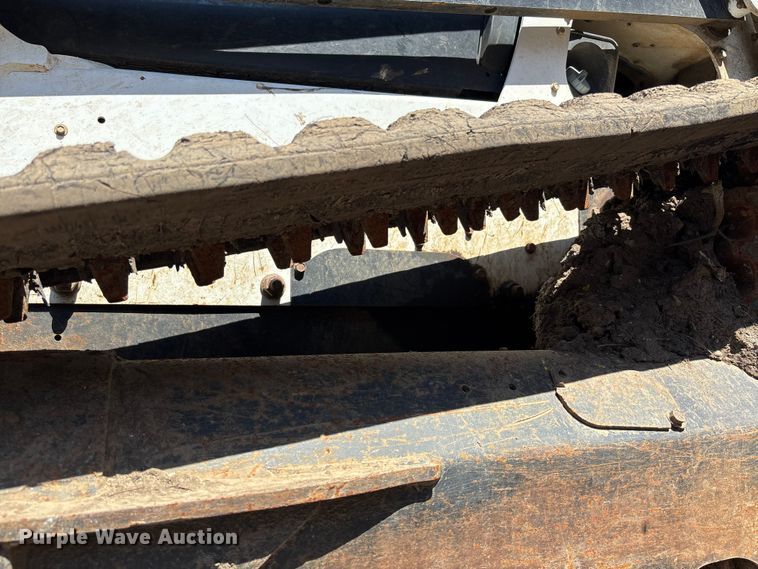 image for item YA3541 2016 Bobcat T750 tracked skid steer loader