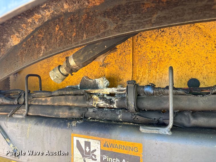 image for item YA3635 2024 John Deere 333G tracked skid steer loader