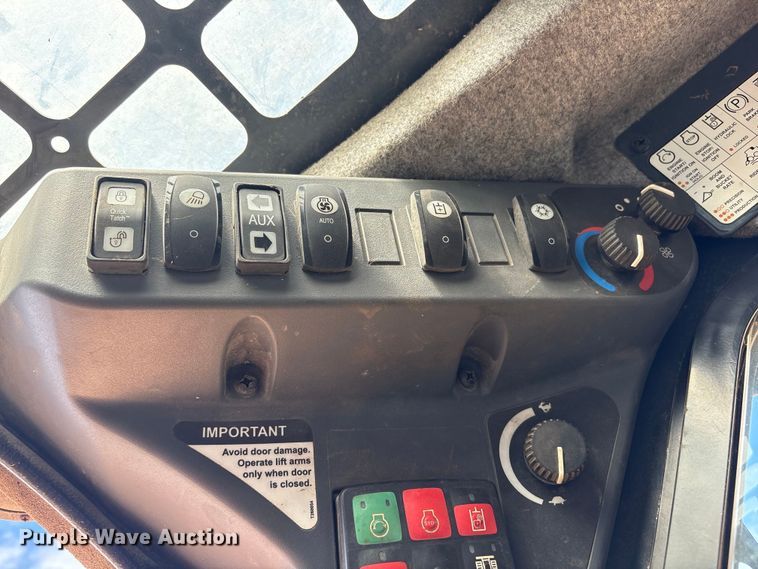 image for item YA3635 2024 John Deere 333G tracked skid steer loader