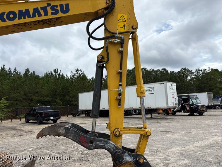 image for item YA3659 2020 Komatsu PC138USLC-11 excavator