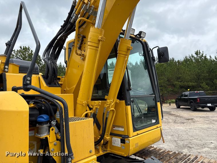 image for item YA3659 2020 Komatsu PC138USLC-11 excavator