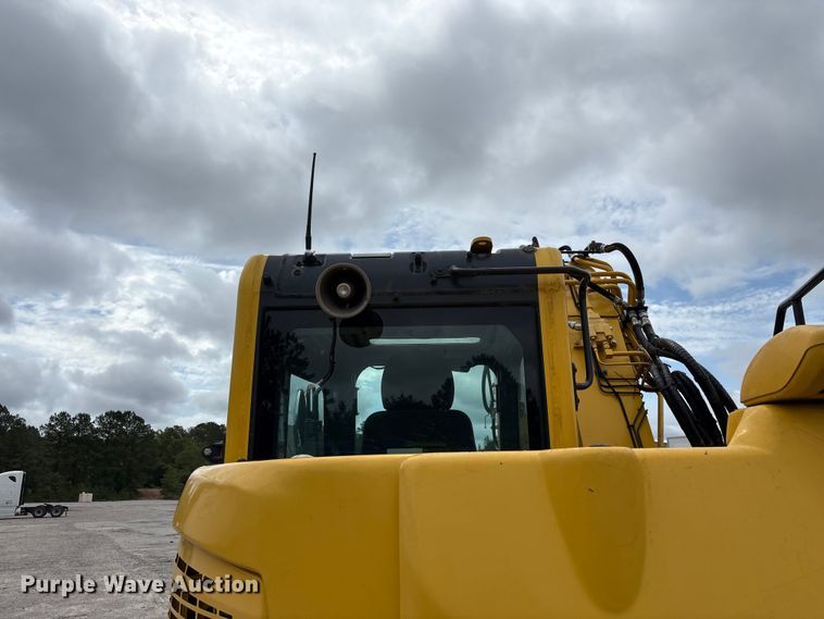 image for item YA3659 2020 Komatsu PC138USLC-11 excavator