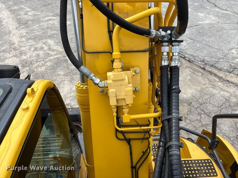 image for item YA3659 2020 Komatsu PC138USLC-11 excavator