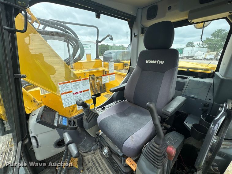 image for item YA3659 2020 Komatsu PC138USLC-11 excavator