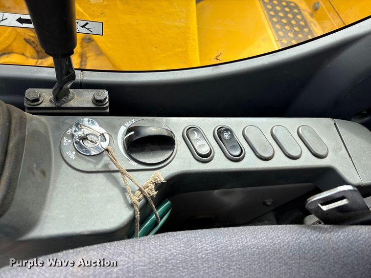 image for item YA3659 2020 Komatsu PC138USLC-11 excavator