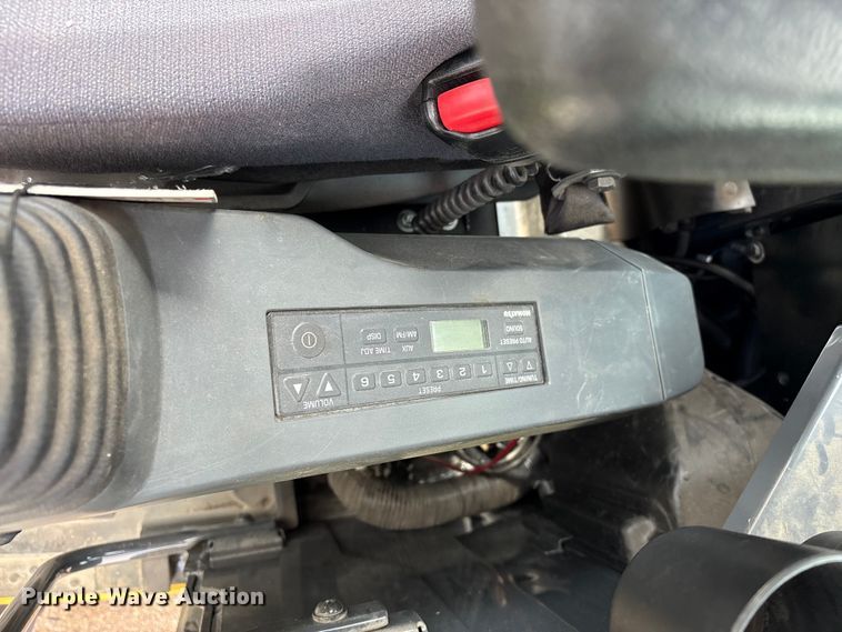 image for item YA3659 2020 Komatsu PC138USLC-11 excavator