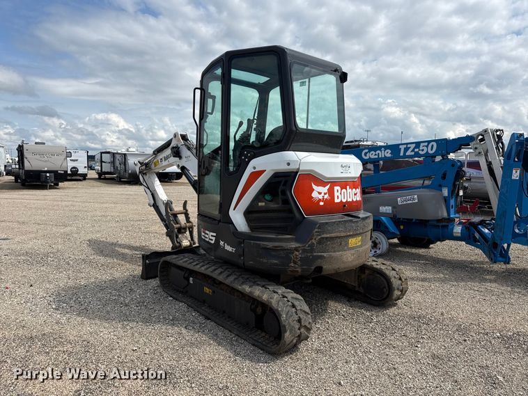 image for item YA3705 2020 Bobcat E35 mini excavator