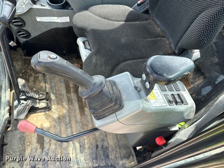 image for item YA3705 2020 Bobcat E35 mini excavator