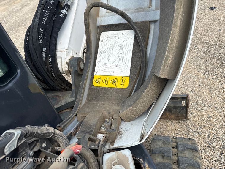 image for item YA3705 2020 Bobcat E35 mini excavator
