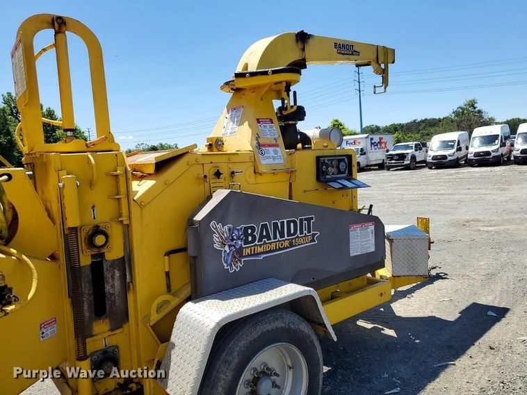 image for item YA3759 Bandit Intimidator 1590XP wood chipper