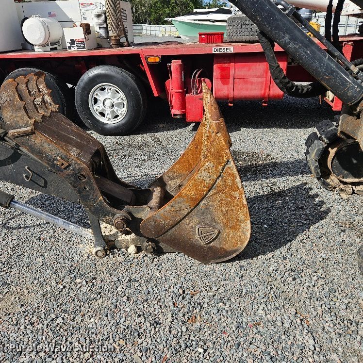 image for item YA3765 2021 John Deere 85G mini excavator