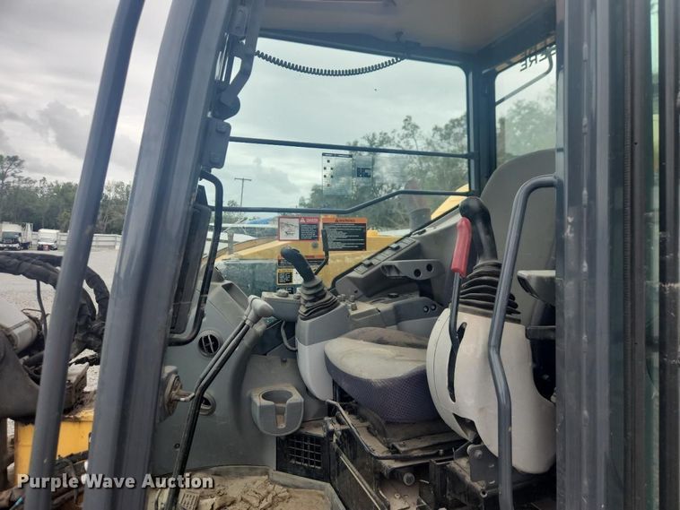 image for item YA3765 2021 John Deere 85G mini excavator