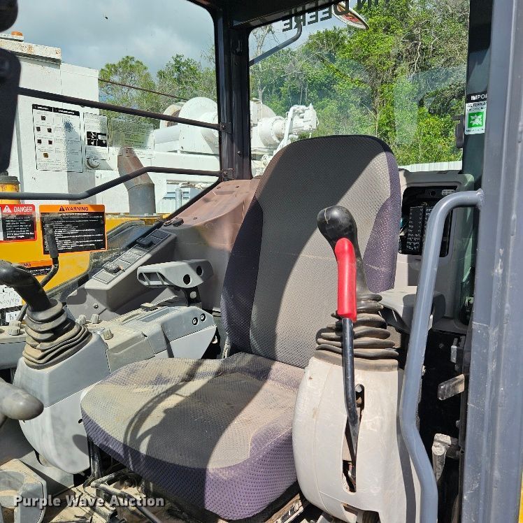 image for item YA3765 2021 John Deere 85G mini excavator