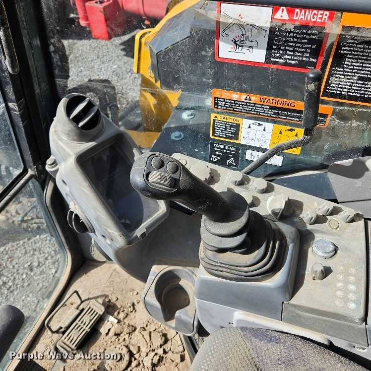 image for item YA3765 2021 John Deere 85G mini excavator