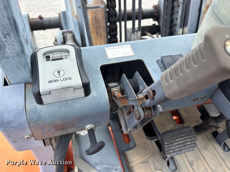 image for item YA3842 Heli FD220 forklift