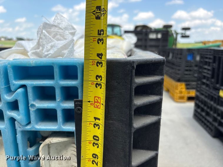 image for item DO5237 Tiger dams flood barriers